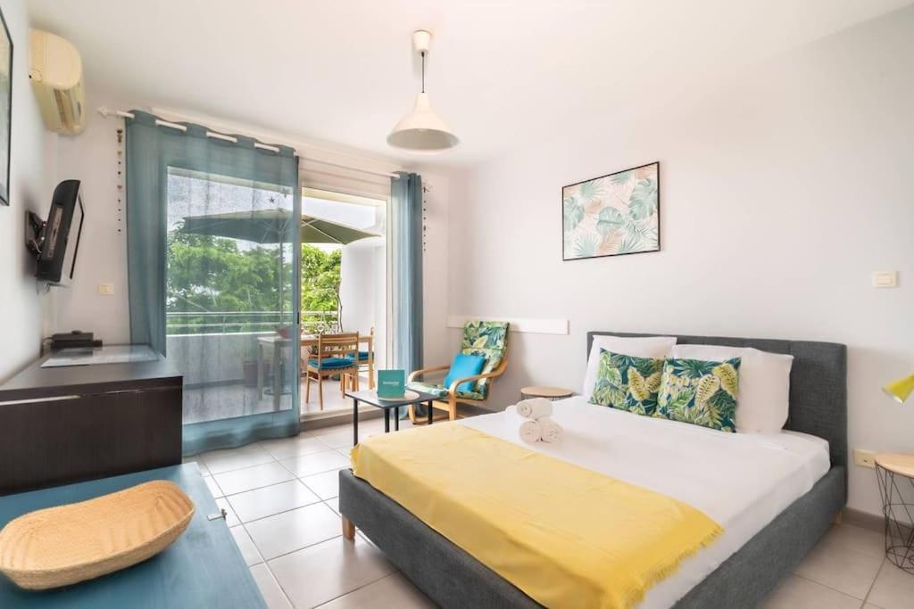 Flamboyant - Studio 2 Personnes Avec Lit De Qualite Hoteliere Separable Pour Couple Ou Amis Avec Tres Belle Terrasse A 12 Min A Pied Ou 4 Min En Voiture Du Lagon De L'Ermitage - St Gilles Les Bains La Saline Le Bains Exteriér fotografie